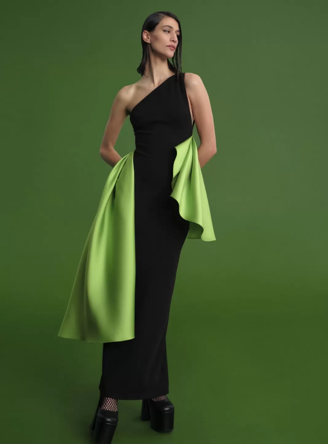 Solace London Dresses^The Calla Maxi Dress In Black & Chartreuse