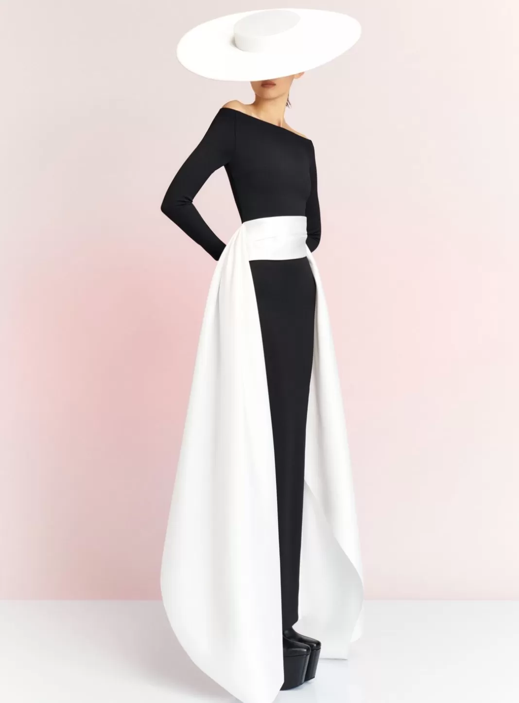 Solace London Modest^The Irma Maxi Dress In Black And Cream