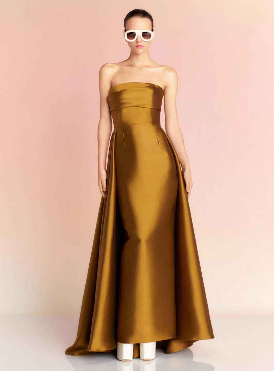 Solace London Dresses^The Tiffany Maxi Dress In Gold