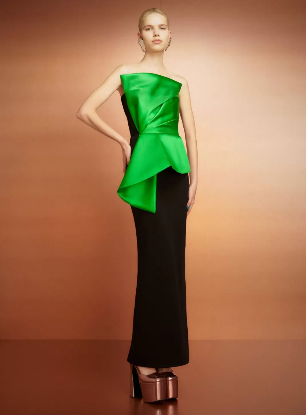 Solace London Dresses^The Zuri Maxi Dress In Bright Green And Black